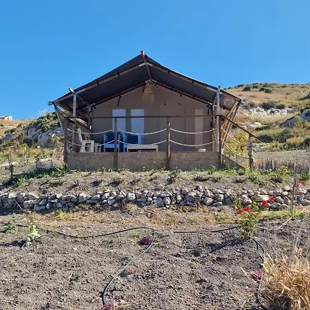 Tendu' Punta Bianca Glamping Camp *