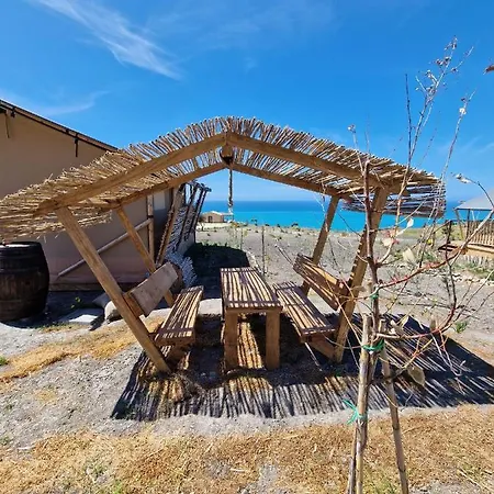 Tendu' Punta Bianca Glamping Camp Farm stay *